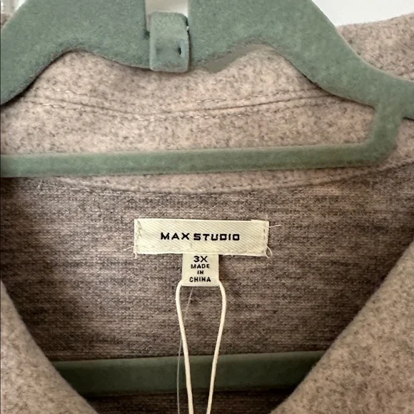 NWT Max Studio Tan Shacket - Picture 3 of 5